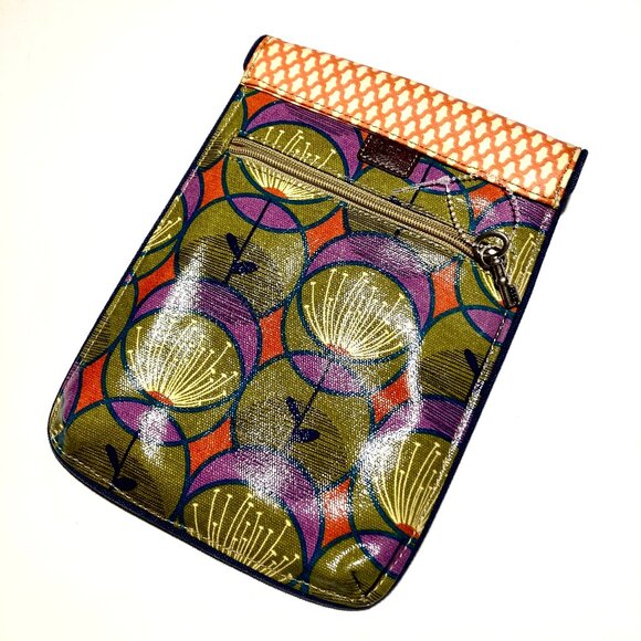 Fossil Key-Per Multi Pattern, Multi Color Envelope Clutch - Picture 2 of 10